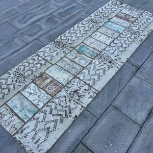 พรมวิ่งสไตล์ตุรกี ขนาด 2.9x7.9 ฟุต พรมวินเทจ พรมขนสัตว์สีเทาลายกราฟิก - Product Image 2