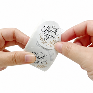 Rouleau d'autocollants décoratifs ronds imperméables « Merci » en papier, logo personnalisé, emballage pour petites entreprises, approvisionnement en gros - Product Image 1