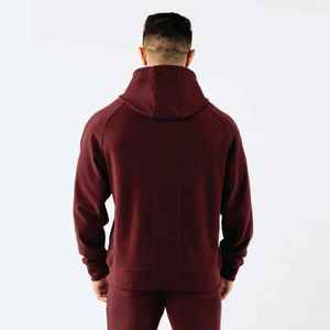 Vente en gros Pull de sport à capuche imprimé décontracté 2025 pour hommes Vêtements d'entraînement de fitness et de course en vrac pour la saison d'automne - Product Image 4