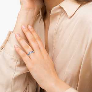 Bague en or blanc 14 carats faite à la main avec diamant et tanzanite, motif filigran, pierre taillée de 0,60 ct, bijoux fins délicats, rhodié, pour les promesses - Product Image 1