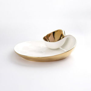 Wholesale Vintage Stainless Steel Leaf Shaped Chip And Dip Tray Three <b>Compartment</b> Snacks Serving Platter For Parties And Events - Product Image 4