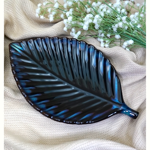Trending Stylish Decor <b>Leaf</b> Tray Handmade Aluminium Platter For Dining Household Wedding Party Kitchen Serving Hotels Restaurant - Product Image 4