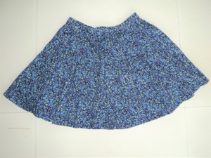 กระโปรงยาวถึงเข่าพิมพ์ลายดอกไม้ลำลองของผู้หญิงเอวธรรมชาติเป็นมิตรกับสิ่งแวดล้อมผ้าไหมสวมใส่สบายปรับแต่งได้ฤดูร้อน - Product Image 2