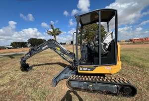 รถขุดขนาดเล็ก จอห์น เดียร์ E36ZS ปี 2024 - Product Image 2