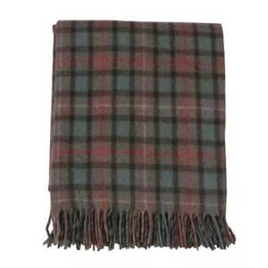 Manta de lana Premium en Fraser Hunting Weathered Tartan Manta escocesa cálida y duradera - Product Image 5