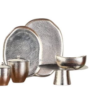 Plateau de service au design unique de la meilleure qualité, grand plateau créatif rectangulaire en métal aluminium avec métal doré - Product Image 5