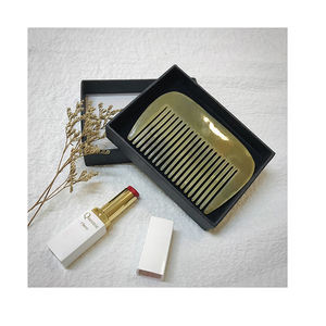 หวีแกะขนสัตว์ทำมือ ฮวงตัง ขนาด 38 มม. คุณภาพสูง หรูหรา จากเวียดนาม สำหรับใช้ในโรงแรม - Product Image 5