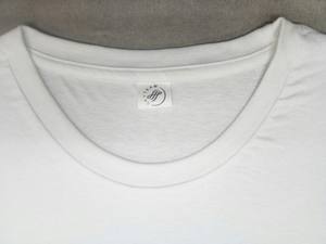 Camiseta de Manga Corta con Cuello Redondo, 140 Gsm, 100% Algodón Hilado en Anillo, Fresco para el Verano, Precio Accesible, Promocional, Personalizable con Serigrafía - Product Image 3