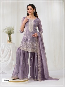 Traje Salwar de Moda Más Demandado, Vestido Elegante para Fiestas con Dupatta para Boutiques, Disponible a un Precio Accesible - Product Image 6