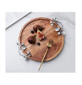 Nuevas bandejas Vintage para servir alimentos, tabla para servir queso con elegantes asas plateadas, bandeja redonda de madera, bandeja para servir de Material de madera - Product Image 3