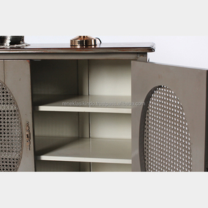 Armario de Madera y Ratán con Número de Serie 2614, Diseño Minimalista, Acabado Liso y Elegante - Product Image 3