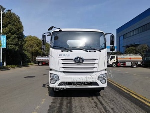 Camion de transport de lait frais de haute qualité FAW 4X2 12000L Gallon Camion <span class=keywords><strong>Citerne</strong></span> - Product Image 2