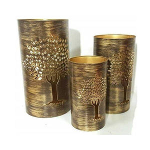 Mainstays <b>Gold</b> Metal Hurricane Candle Holder Beautiful Design Golden Finish for <b>Party</b> and Wedding Table <b>Decoration</b> - Product Image 2