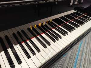 เปียโนแกรนด์ Yamaha C7 ประสิทธิภาพสูง ดีไซน์คลาสสิก สำหรับเวทีและสตูดิโอ เสียงอะคูสติกที่เต็มอิ่ม C7 88 คีย์ - Product Image 3