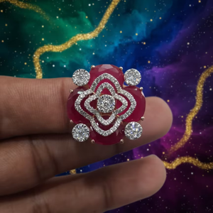 แหวนเงินแท้ 925 คุณภาพพรีเมียม ประดับเพชรโมอิสซาไนต์และพลอยสีแดง - Product Image 2