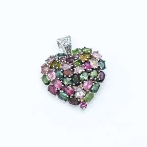 Pendentif en argent sterling multi-tourmaline en forme de cœur, bijoux délicats en pierres précieuses, cadeau élégant pour elle, bijoux fins pour femmes - Product Image 1