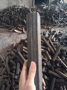 Charbon de bois écologique à base de sciure de bois avec une combustion propre et une chaleur constante pour la grillade et le chauffage - Product Image 5