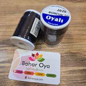 Hilo de envolver cuentas bordadas 2029 en café amargo para costura cruzada y manualidades de costura - Product Image 1