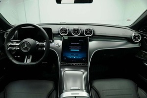 Mercedes-Benz Clase C C 300 4MATIC 2024 Negro Usado, Turbo Automático, Llantas de Aleación, Asientos de Cuero, Sistema de Navegación, Panorámico - Product Image 2