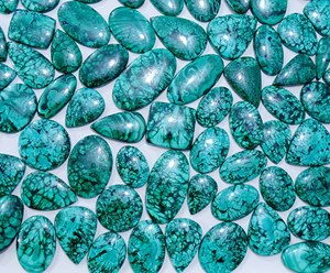 Lot de pierre de malachite naturelle Cabochon de quartz en vrac Pierres précieuses lisses faites à la main Pierres précieuses en vrac pour la guérison Lot de malachite en vrac - Product Image 5