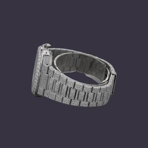 นาฬิกาโครโนกราฟเพชรโมอิสซาไนต์แบบฝังเพชรเต็มหน้าปัดทรงเหลี่ยมตัวเรือนสีเงิน ประดับเพชร VVS ระยิบระยับ ระบบควอตซ์ สำหรับแฟชั่นผู้ชาย รุ่น J - Product Image 3