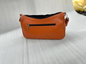 Bolso de Mano de Cuero Genuino de Lujo para Mujer, Bolso de Hombro con Cierre de Cremallera, Correa Única, Diseño Moderno - Product Image 5