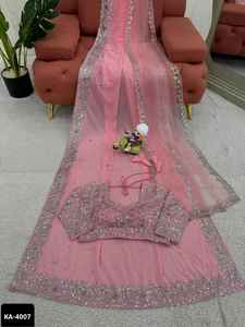 Saree indien traditionnel et de fête en fausse georgette avec fil et sequnce travail avec saree de travail de perles avec ensemble Dupatta - Product Image 4