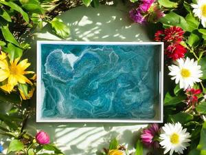 Plateau en résine en bois fabriqué à la main plateau de service élégant et abordable pour la cuisine et les fêtes à la maison plateau en résine design par AALIYAN IMPEX - Product Image 2