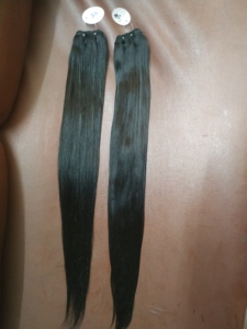 Vente directe d'usine indienne de paquets de cheveux naturels Remy de haute qualité, styles de ondulations droites et de boucles dans leur couleur d'origine - Product Image 6