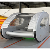 Bateau électrique gonflable conçu avec du PVC résistant, des sièges amovibles et un stockage plus frais