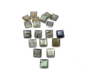 Labradorite naturelle 4-7mm pierre à facettes coupe carrée Flashy bleu feu pierre précieuse en vrac - Product Image 4