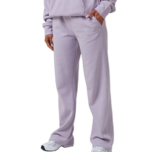 Survêtements pour femmes en polaire d'hiver personnalisés à la vente chaude, manches longues, surdimensionnés, lourds, vêtements de rue pour femmes chez Nurak - Product Image 4