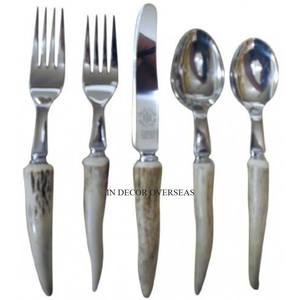 Juego de cubiertos de vajilla de diseñador elegante con aspecto antiguo de Metal de primera calidad chapado en oro de alta calidad a un precio impresionante - Product Image 3