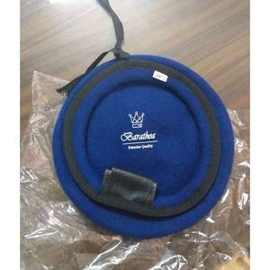 100% laine béret casquette nouveau Style élégant hiver chapeau couleur unie unisexe vêtements chauds plaine feutre motif béret chapeau pour une utilisation en extérieur - Product Image 1