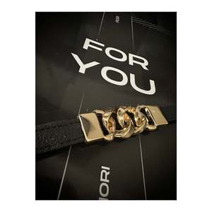 Ceinture élastique pour femme avec boucle fine, adaptée aux pantalons, vestes, robes et chemises. - Noir - Product Image 2