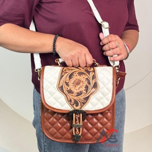 New 2025 Fashion Design Hand Tooled Leather Western-Style Ornate Buckle Crossbody <b>Handbag</b> for Women's Quilted Handle Flap Purse - Product Image 1