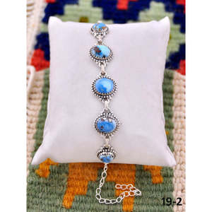 Bracelet artisanal en turquoise et argent sterling Golden Hills du sud-ouest pour les occasions de cadeaux - Product Image 1