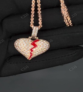 Collier Moissanite en argent sterling avec pendentif cœur brisé en diamant VVS plaqué or jaune 14 carats personnalisé pour les anniversaires vente en gros - Product Image 1