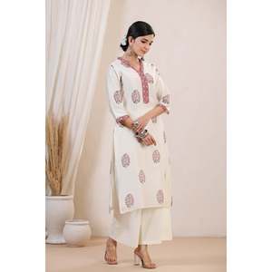 Kurta Recta Chandani Zilmil con Estampado Digital, Cintura Natural - Product Image 2
