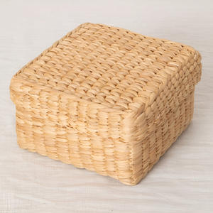 Boîte à couvercle en jacinthe d'eau artisanale, boîtes cadeaux de Noël, contenants de rangement de grande qualité - Product Image 1