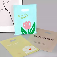 Sacs à quatre doigts en LDPE imperméables avec logo personnalisable, écologiques, recyclables, réutilisables, pour l'emballage des vêtements et des courses en supermarché
