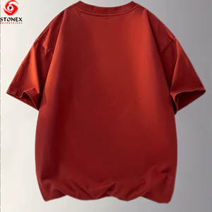 T-shirt rouge surdimensionné pour homme avec panneaux contrastés aux épaules, en coton, col rond, streetwear, vente en gros - Product Image 2