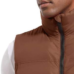 Alta calidad Top Trending New Outdoor Winter Puffer Vest Warm and Waterproof Puffer Chaleco de hombre 5-dimensional Pocket para la venta - Product Image 3