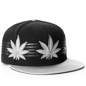 High Quality Classic Adjustable Baseball Caps OEM Breathable Cotton/Polyester Four Seasons Custom Embroidery Logo Baseball Hats - Product Image 2