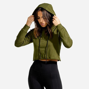 ชุดวอร์มครอปท็อปแบบมีฮู้ด ดีไซน์สั่งทำพิเศษสำหรับผู้หญิง ชุดสเวตเตอร์ถักแบบสวมใส่สบาย กางเกงจ็อกเกอร์ ฤดูหนาว 2025 ชุดครอปท็อปแบบมีฮู้ดสั่งทำพิเศษ - Product Image 2