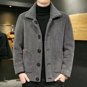 Veste à poches zippées Manteau à revers élégant pour hommes avec design réversible Accents en similicuir à manches longues simple boutonnage pour l'hiver - Product Image 3