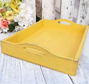 Plateau de service polyvalent avec aspect bois vintage et poli lisse adapté aux repas de vacances ou au style intérieur - Product Image 3