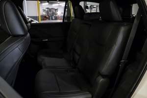SUV de Lujo Usado de 3 Filas y Tamaño Completo, Modelo 2025, TX 350 Edición Premium - Product Image 4