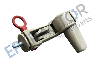 Manija de Apertura de Ventana Lateral Derecha RE208979 Compatible con Tractores John Deere 5075M 5085M 5090M 5100M, Repuesto OEM para Cabina - Product Image 2