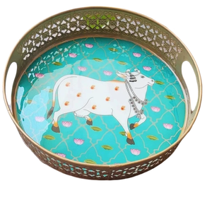 Plateau Pichwai vintage allemand argenté en métal durable pour l'intérieur Plateau de cadeaux de retour élégant - Product Image 1